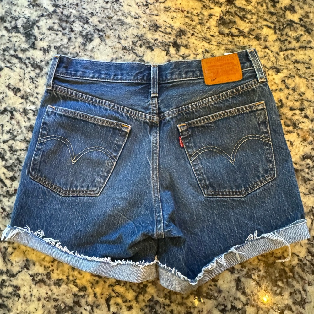 Levi’s 501 denim shorts size W27